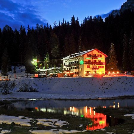 Hotel Miralago Misurina Exterior photo
